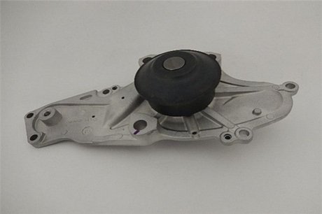 GWHO65A GMB Насос водяний двигуна