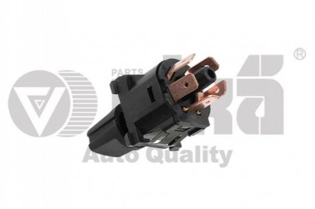 Блок управления вентилятором VW Golf (84-92), Jetta (84-92), Passat (82-88), T4 99591810301