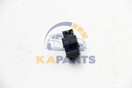 BSG 90-860-088 BSG Кнопка стеклоподъемника VW T5 03- Пр.