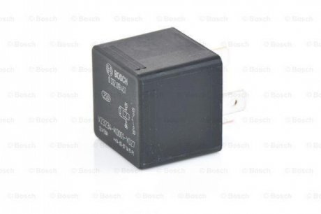 0332019457 BOSCH BOSCH Реле 12V 30A