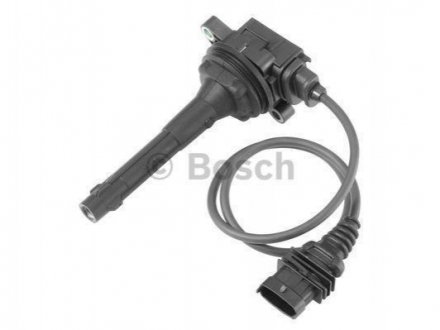0221604018 BOSCH Котушка зажигание MASERATI Quattroporte \\4,2 \\04-12