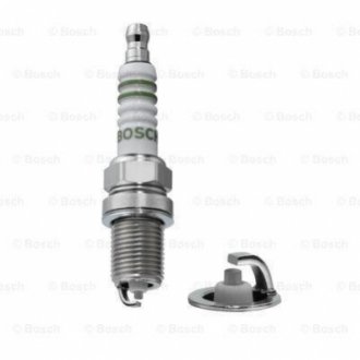 0241229712 BOSCH Свеча зажигания Bosch Standard Super F8DC