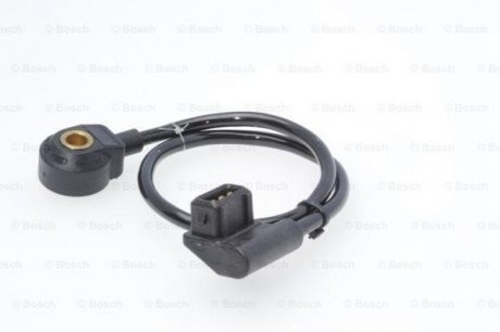 0261231074 BOSCH Датчик детонації